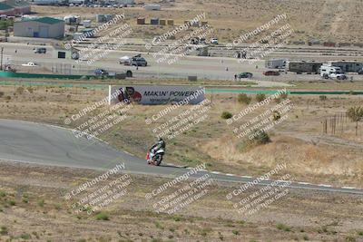 media/Apr-20-2025-AHRMA (Sun) [[393a79c373]]/Race/Group 11 early race/Turn 4b/